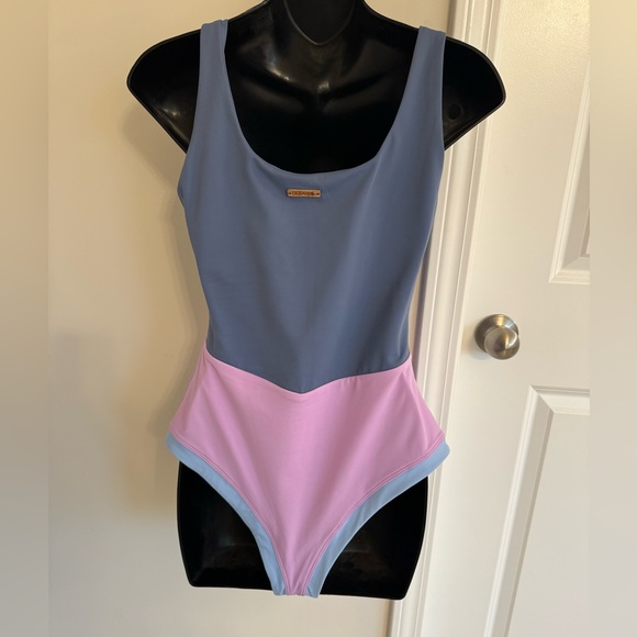 Ocean Flo surf color block one piece swimsuit size XL (runs small) NWT - Picture 4 of 6